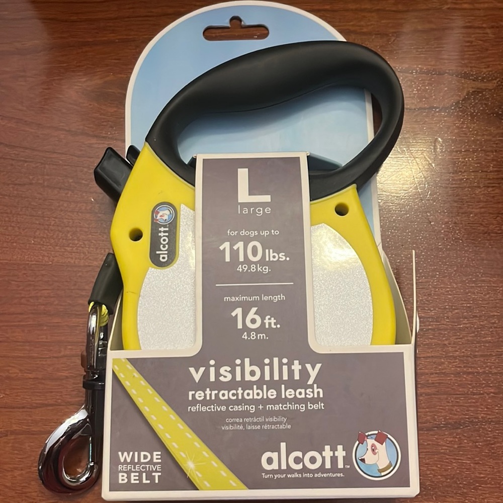 🐾NIB 16 ft visibility retractable leash reflective casing and belt